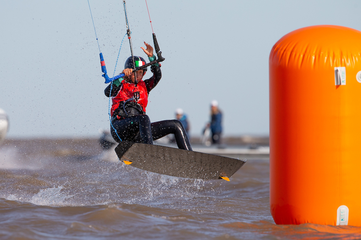 Sofia Tomasoni - Kiteboard TT:R - YOG Buenos Aires 2018