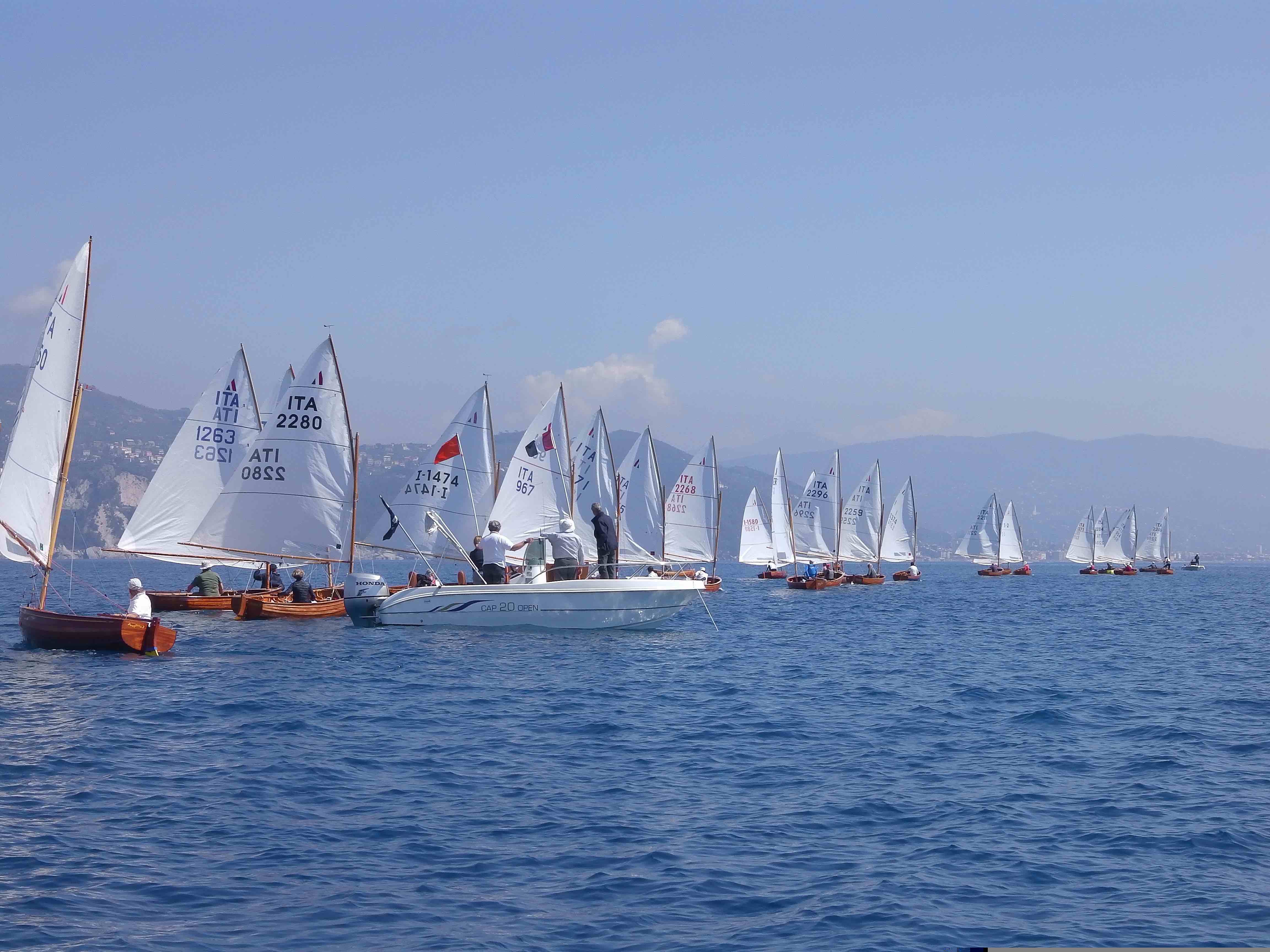 images/fiv/dinghy_rapallo_2.jpg