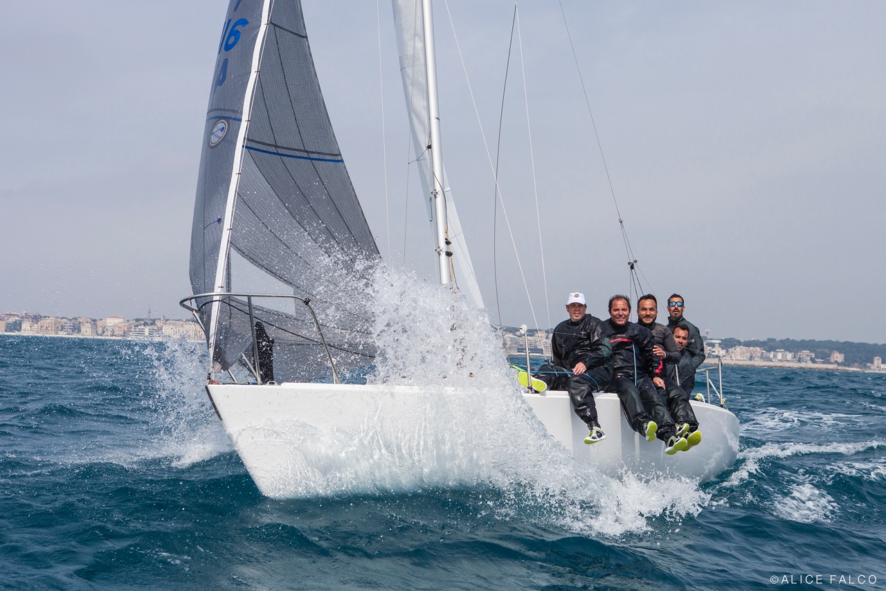 images/fiv/j24_la_superba_arrivo_foto_alice_falco_m.m.jpeg