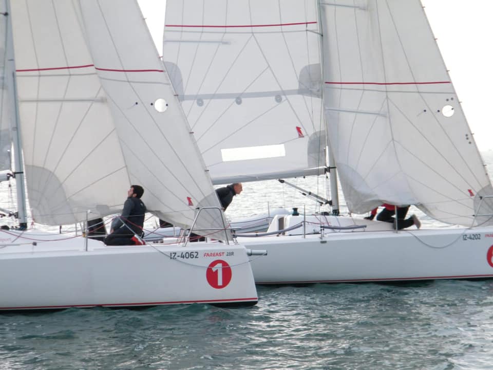 Christmas Match Race